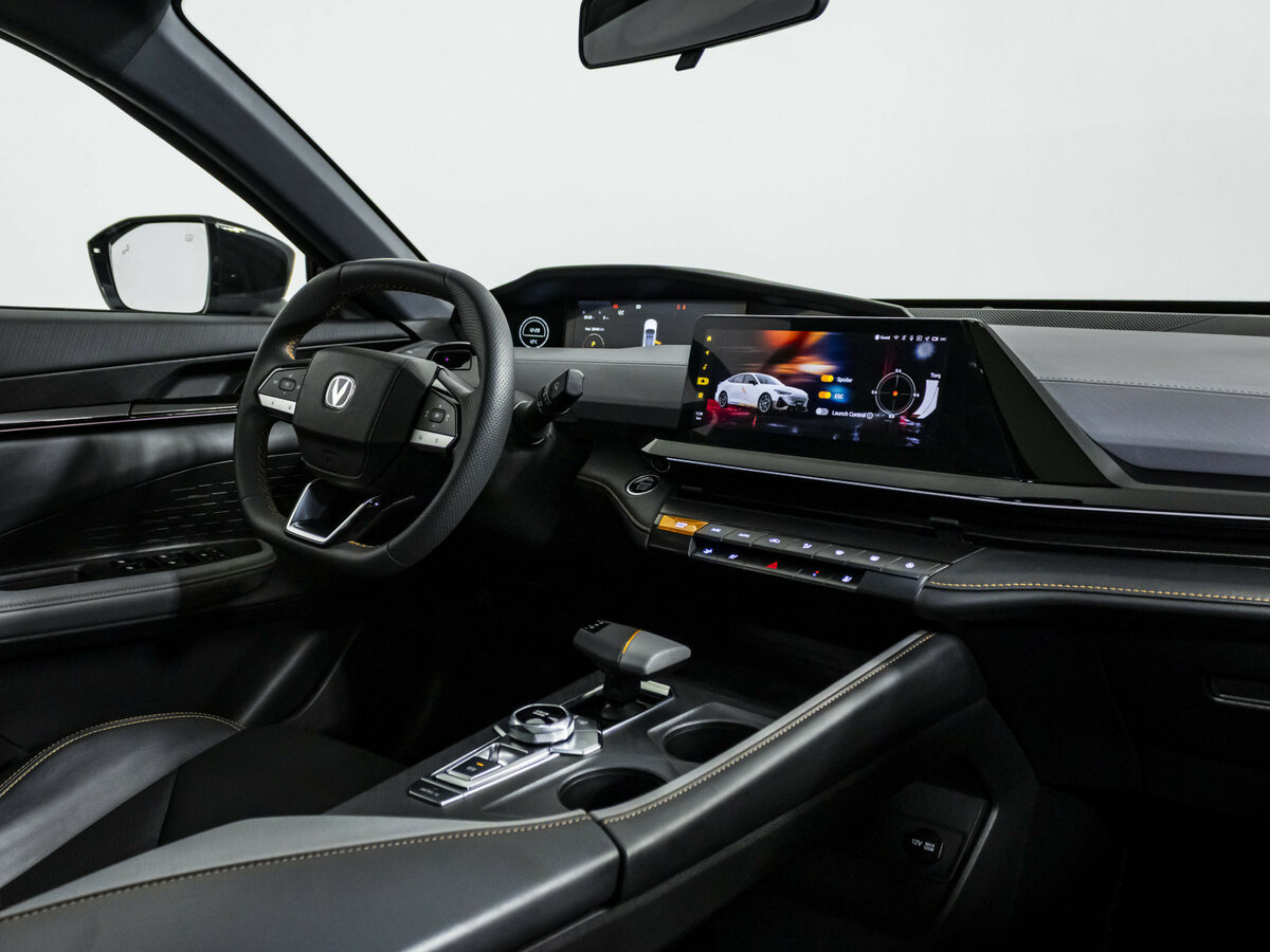 Changan UNI-V 2023 года с пробегом. Фото: #7