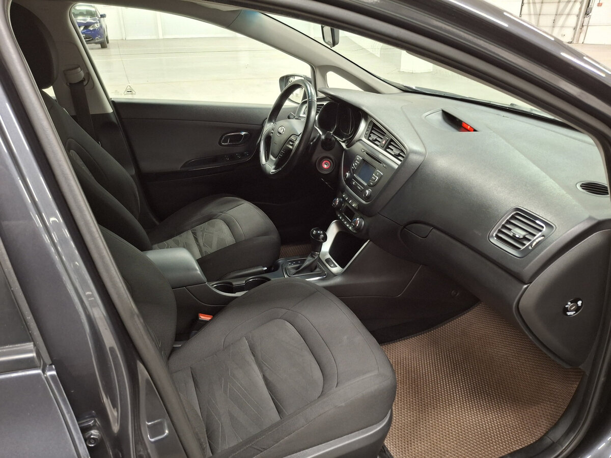 Kia Ceed 2018 года с пробегом. Фото: #10