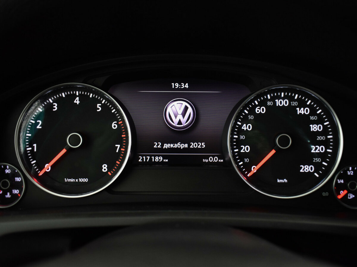 Volkswagen Touareg 2015 года с пробегом. Фото: #19