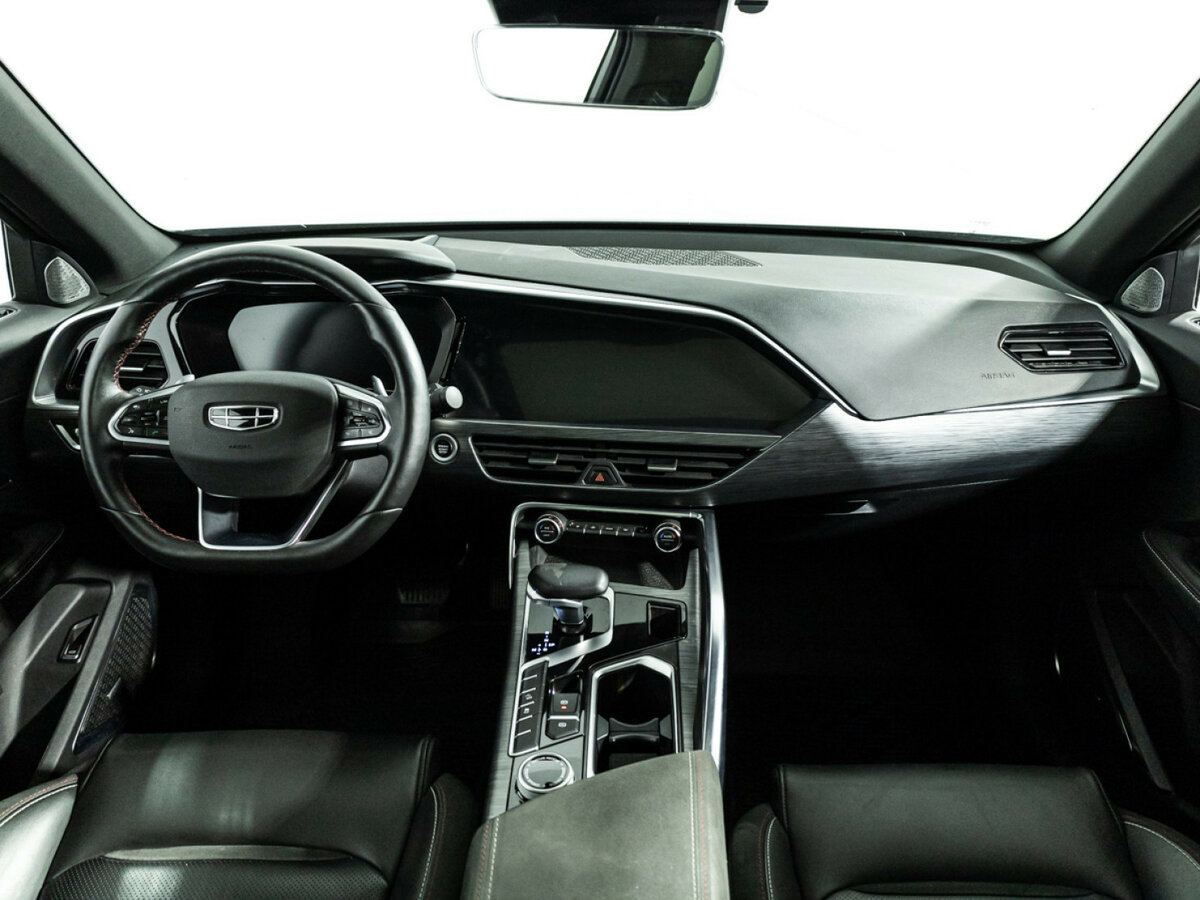 Geely Tugella 2023 года с пробегом. Фото: #10