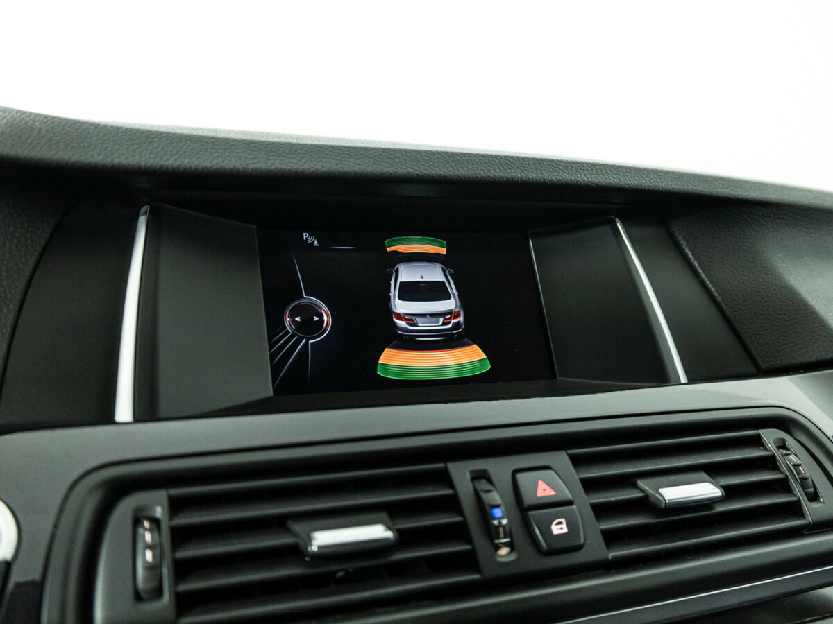 BMW 5 серии 2016 года с пробегом. Фото: #14