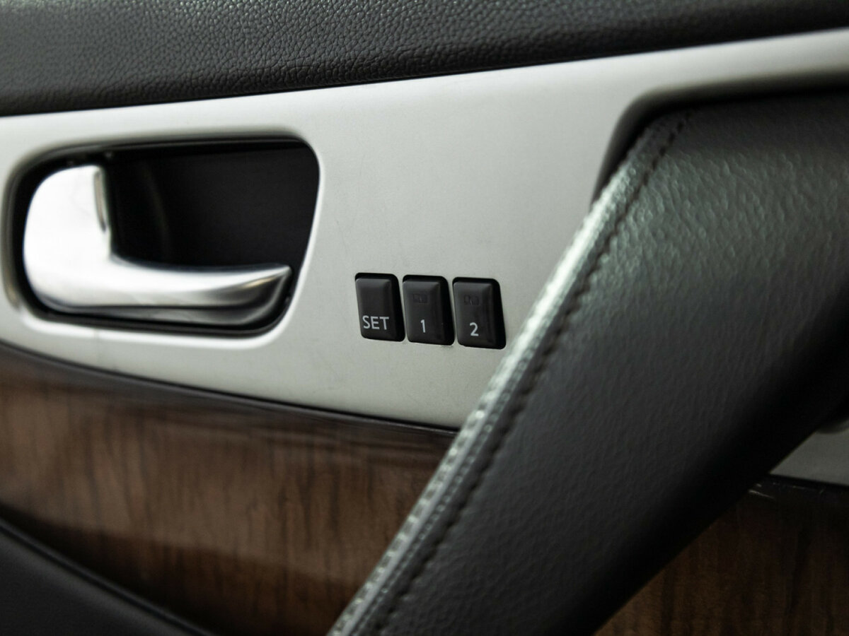 Infiniti FX 2012 года с пробегом. Фото: #15