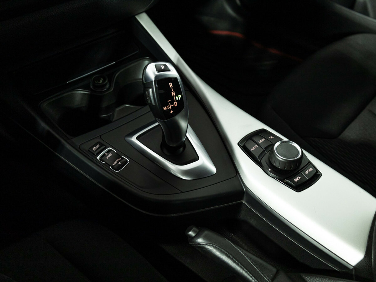 BMW 1 серии 2013 года с пробегом. Фото: #16