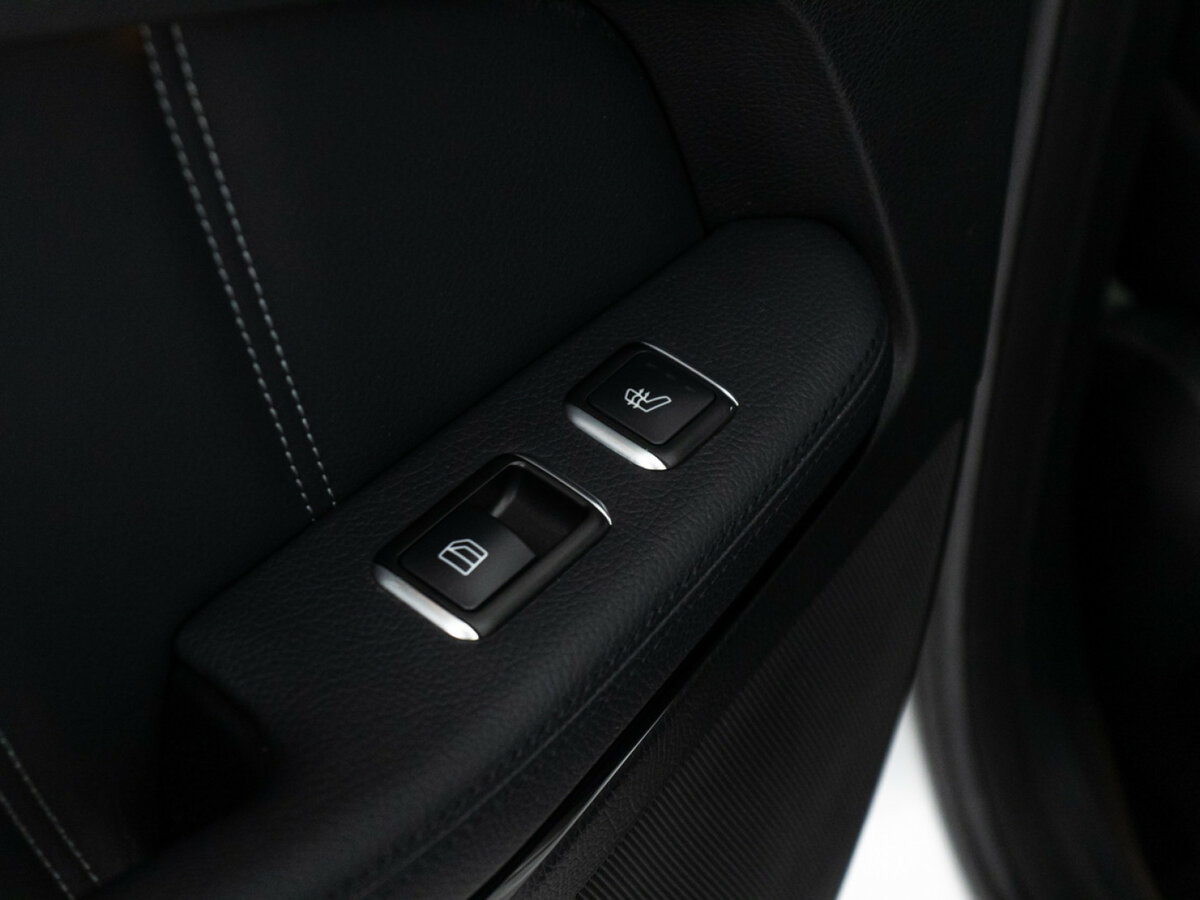 Mercedes-Benz E-Класс 2013 года с пробегом. Фото: #19