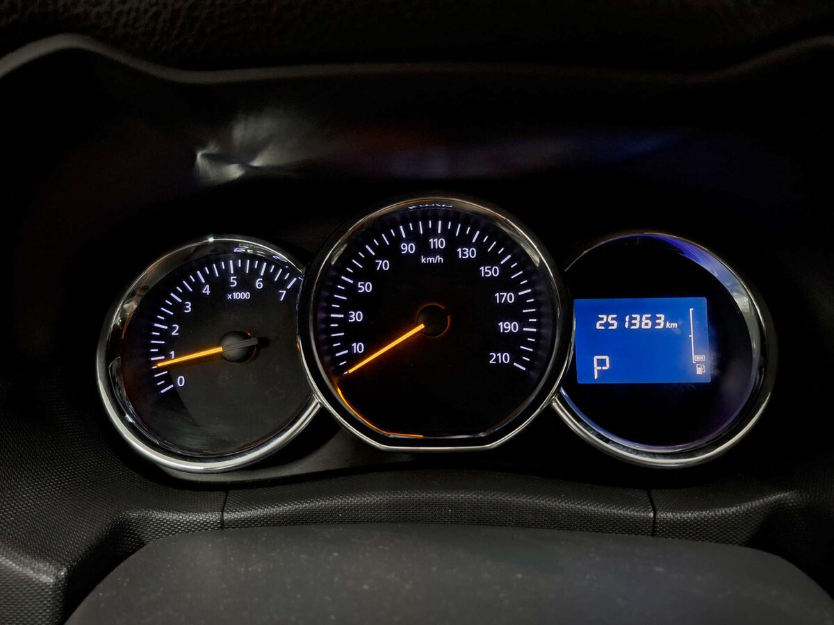 Renault Duster 2015 года с пробегом. Фото: #11