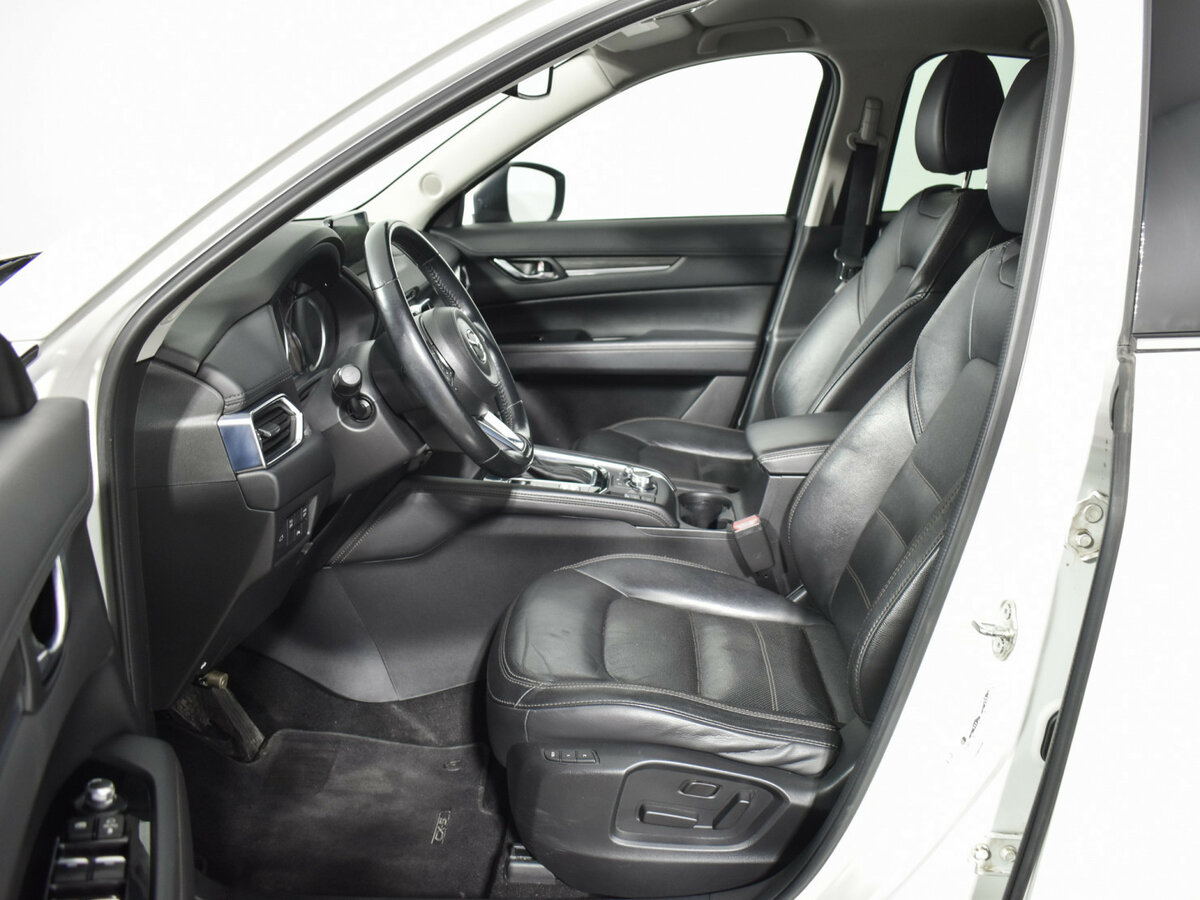 Mazda CX-5 2017 года с пробегом. Фото: #9