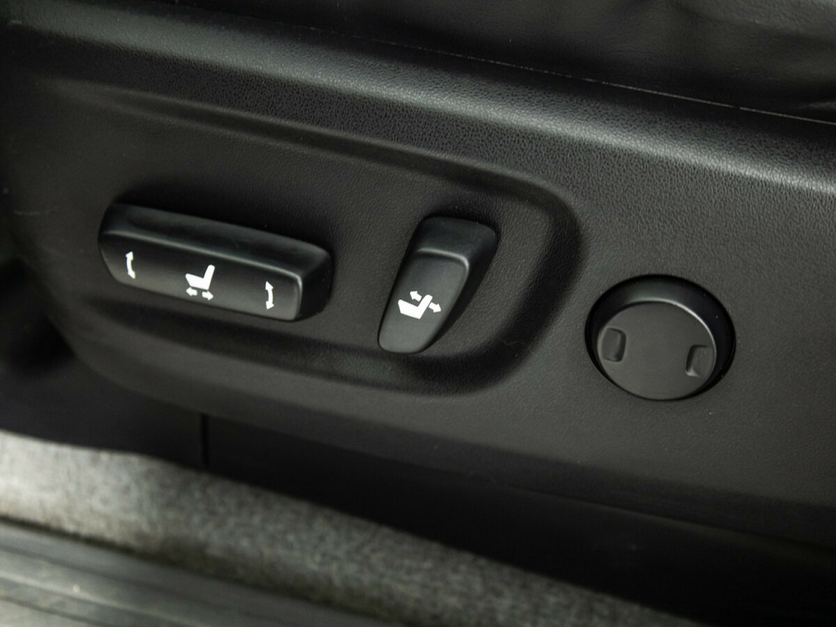 Toyota Land Cruiser Prado 2013 года с пробегом. Фото: #12