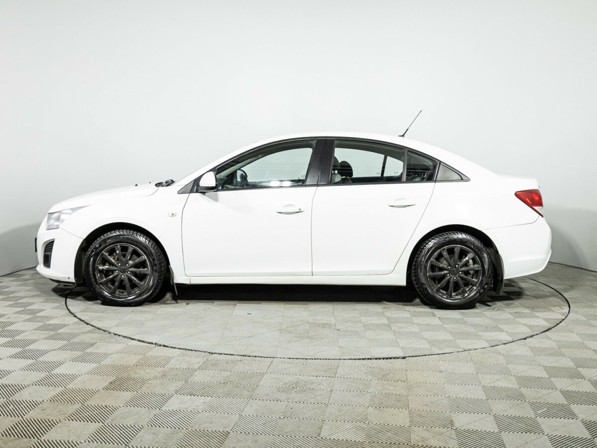 Б/У Шевроле Круз 2013 года. Фото: #7