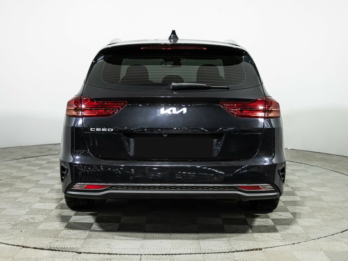 Kia Ceed 2022 года с пробегом. Фото: #5