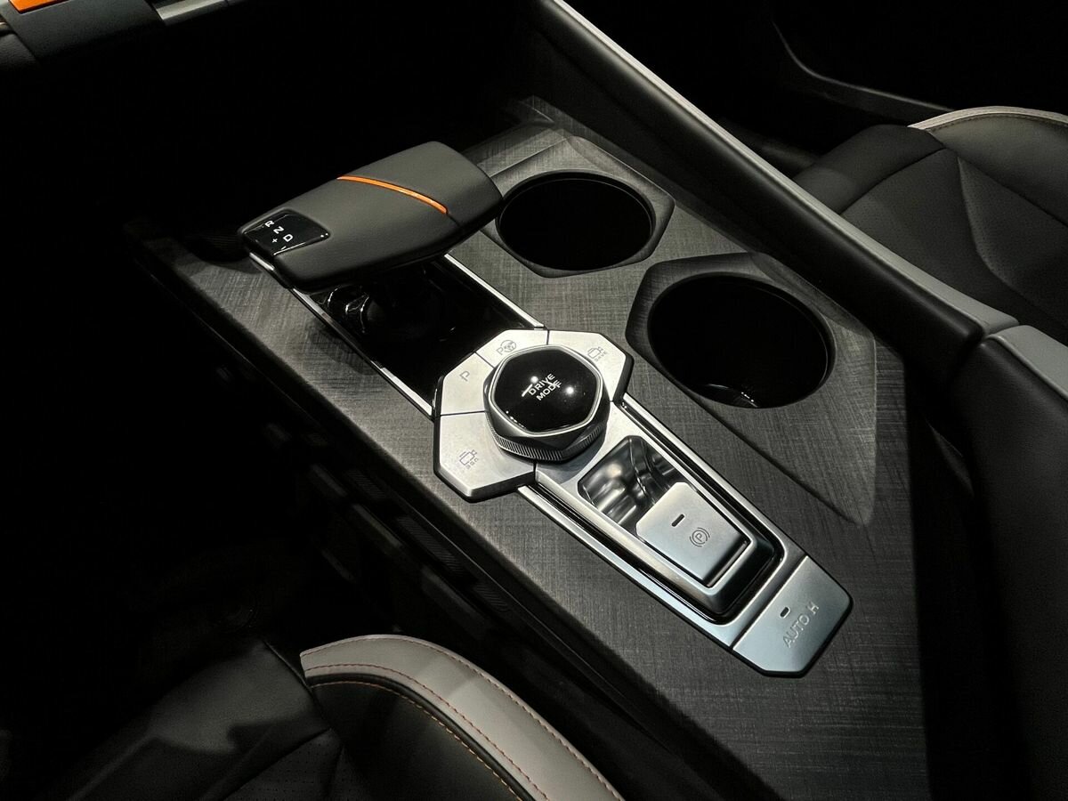 Changan UNI-V 2024 года с пробегом. Фото: #16