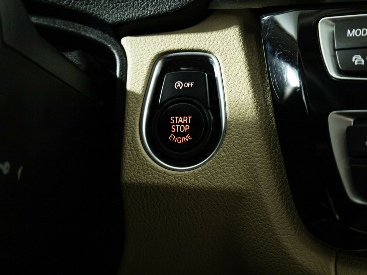 BMW 3 серии 2015 года с пробегом. Фото: #16