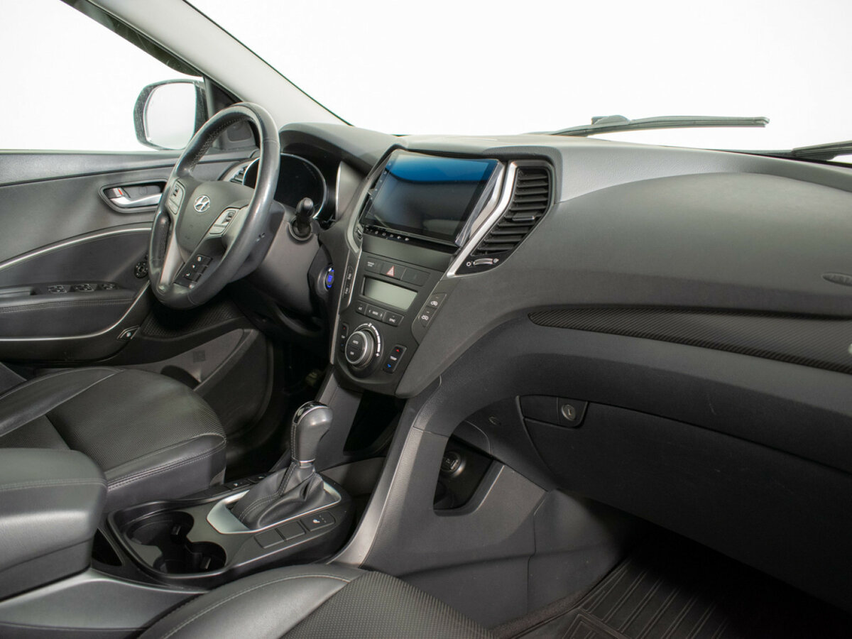 Hyundai Santa Fe 2017 года с пробегом. Фото: #6