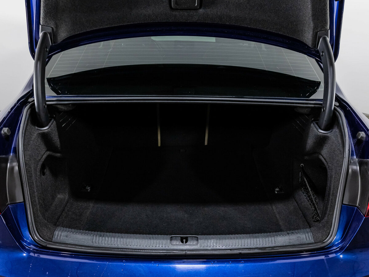 Audi A4 2017 года с пробегом. Фото: #20