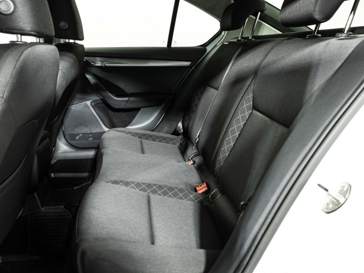 Skoda Octavia 2018 года с пробегом. Фото: #7