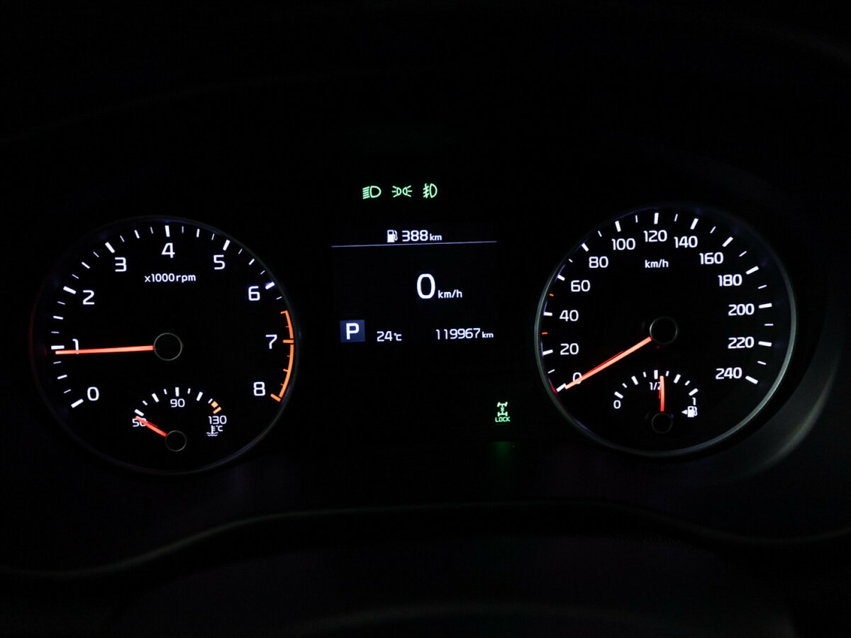 Б/У Киа Спортейдж 2020 года. Фото: #9