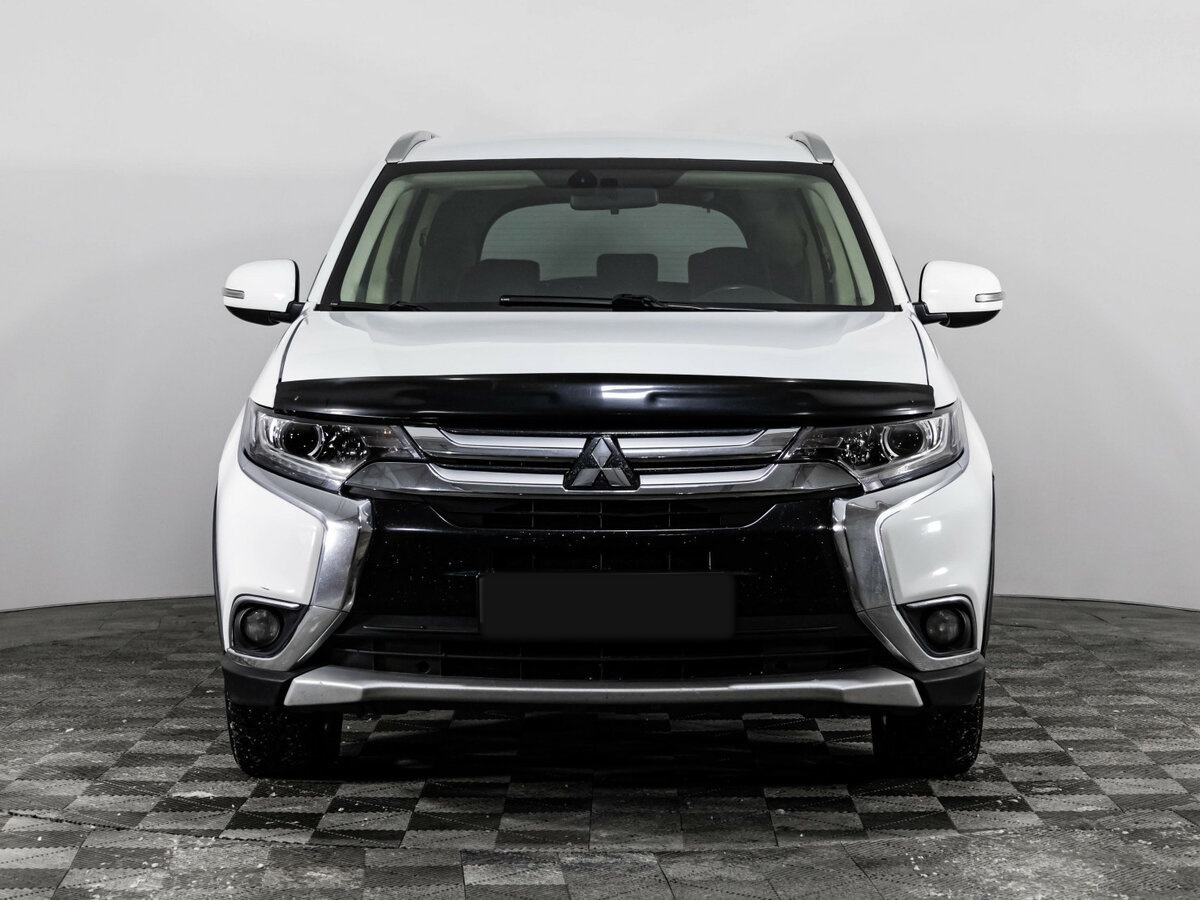 Mitsubishi Outlander 2017 года с пробегом. Фото: #1