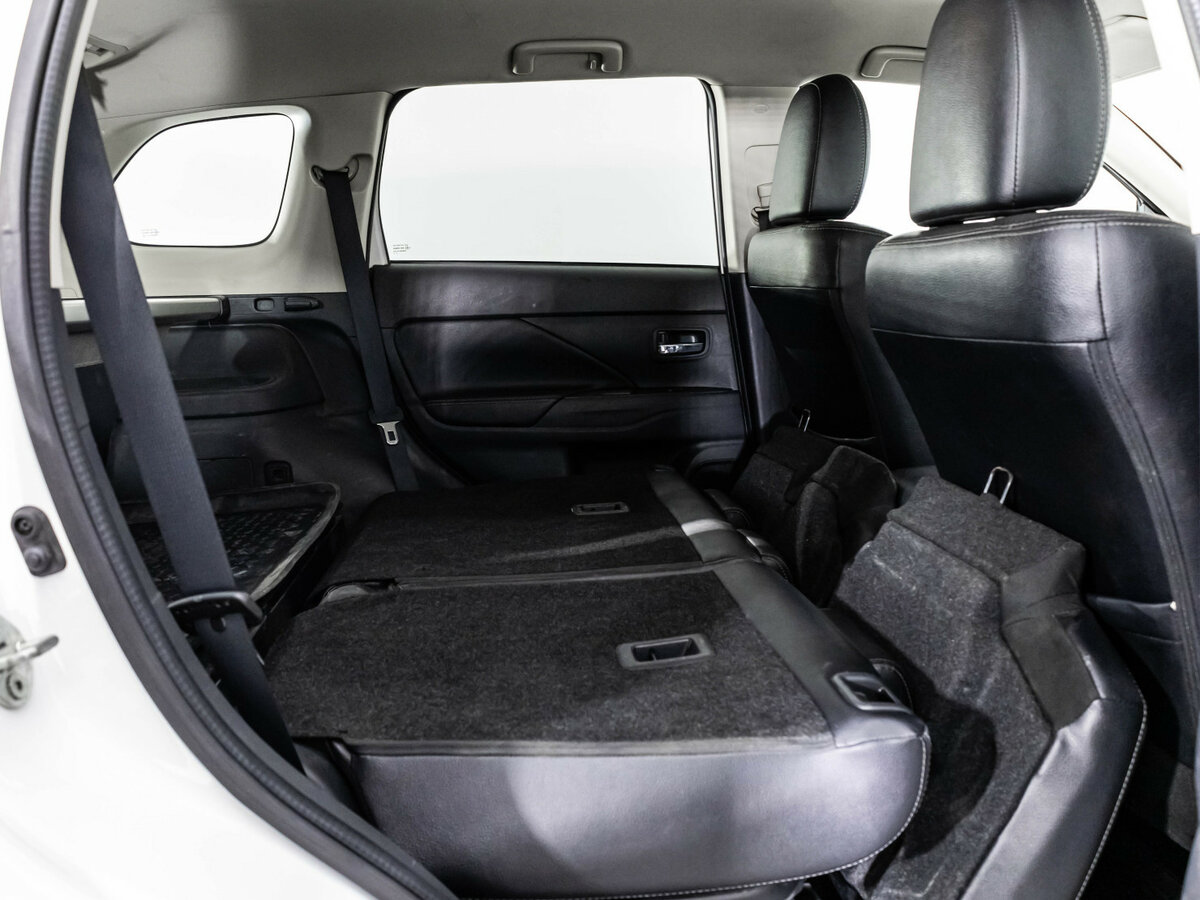 Mitsubishi Outlander 2017 года с пробегом. Фото: #15