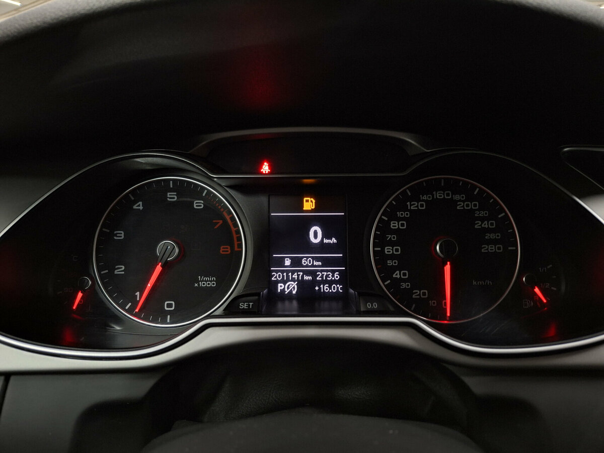 Audi A4 2015 года с пробегом. Фото: #12