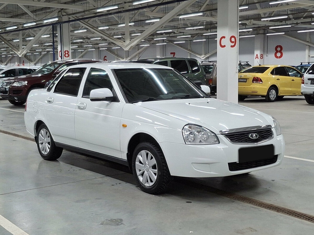 Lada (ВАЗ) Priora 2017 года с пробегом. Фото: #2