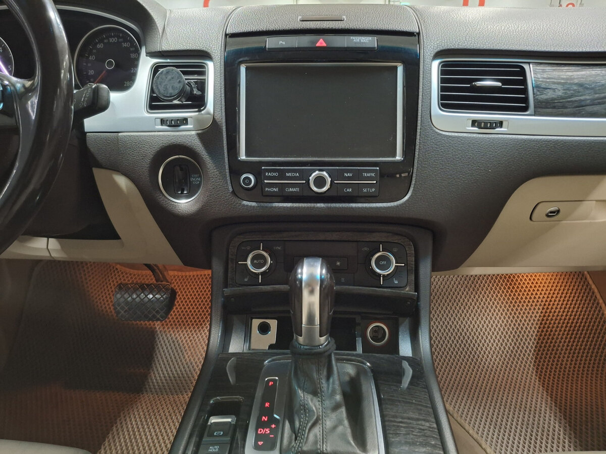 Volkswagen Touareg 2013 года с пробегом. Фото: #14