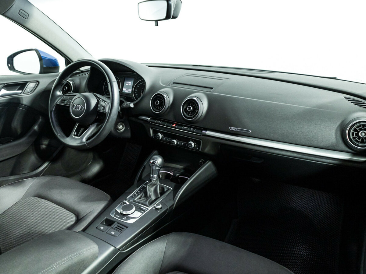 Audi A3 2019 года с пробегом. Фото: #8