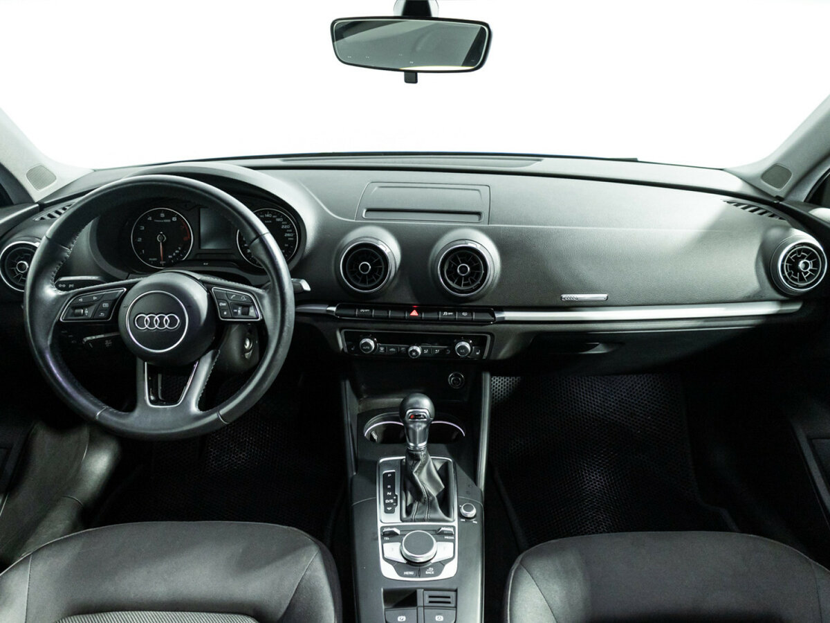 Audi A3 2019 года с пробегом. Фото: #12